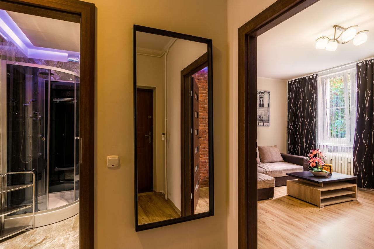 Apartament Pink Crane Lägenhet Gdańsk Exteriör bild